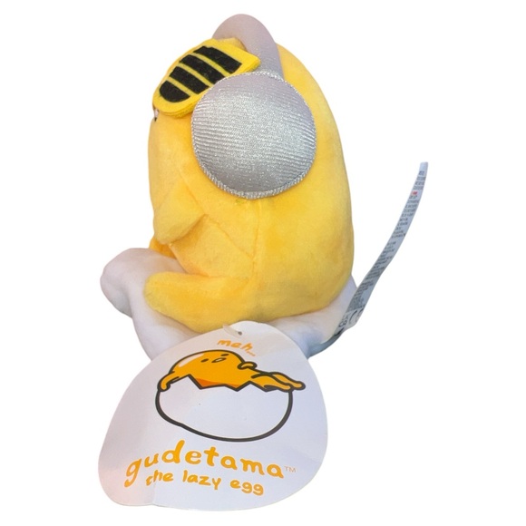 Sanrio Gudetama The Lazy Egg Small Plush Toy Headphones Sunglasses 5.5”x5.5” NWT - Picture 3 of 7